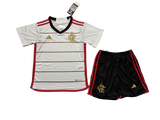 Kit Infantil Flamengo 2023/24 II Camisa + Shorts ( KIDS )